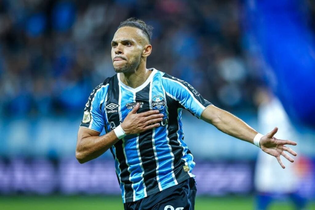 Braithwaite pelo Grêmio