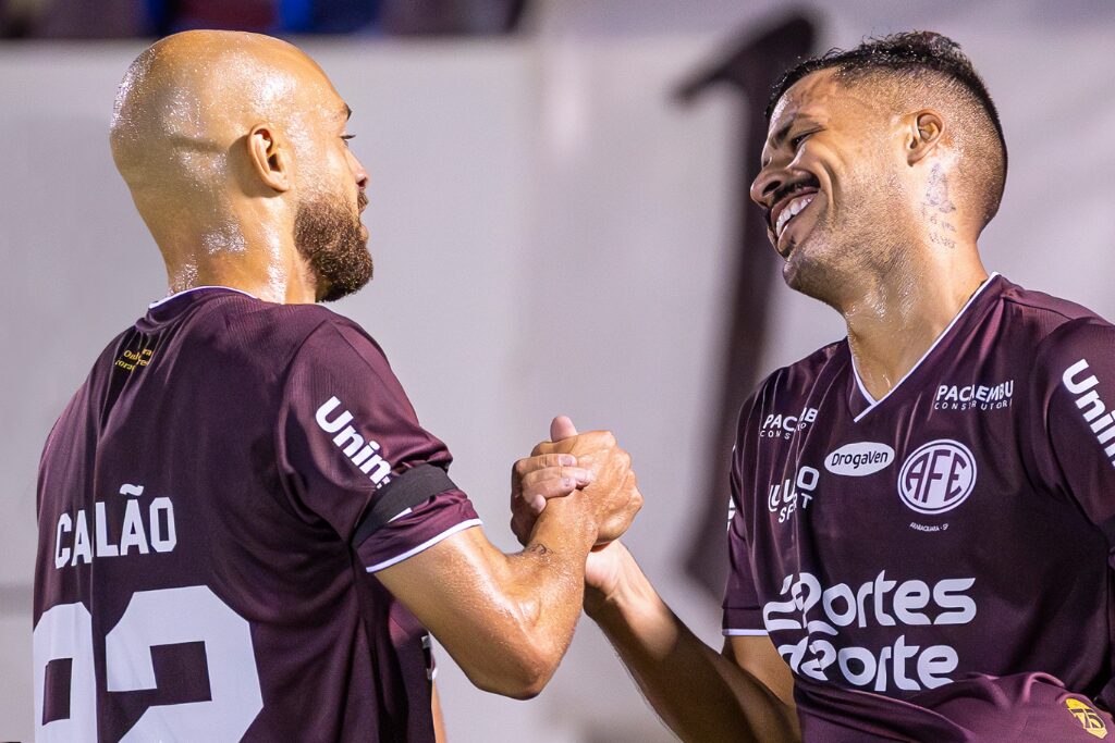 Jogadores do Ferroviária