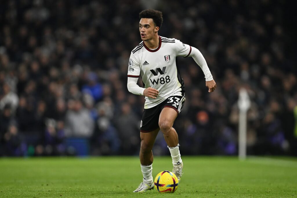 Antonee Robinson pelo Fulham