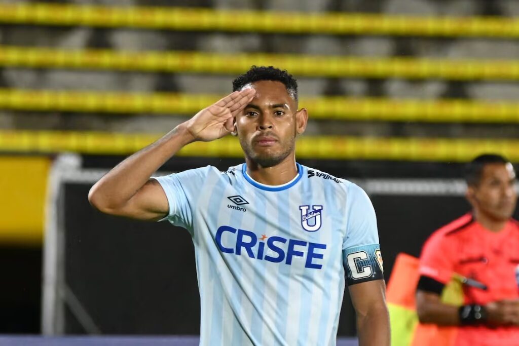 Ismael Díaz pelo Universidad Católica-EQU