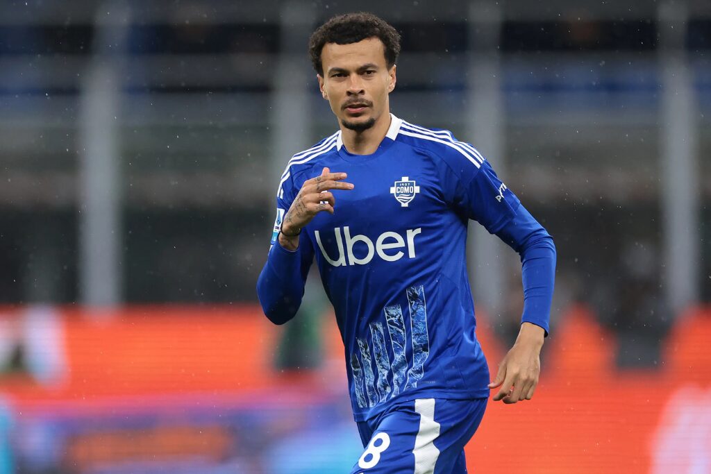 Dele Alli em ação pelo Como