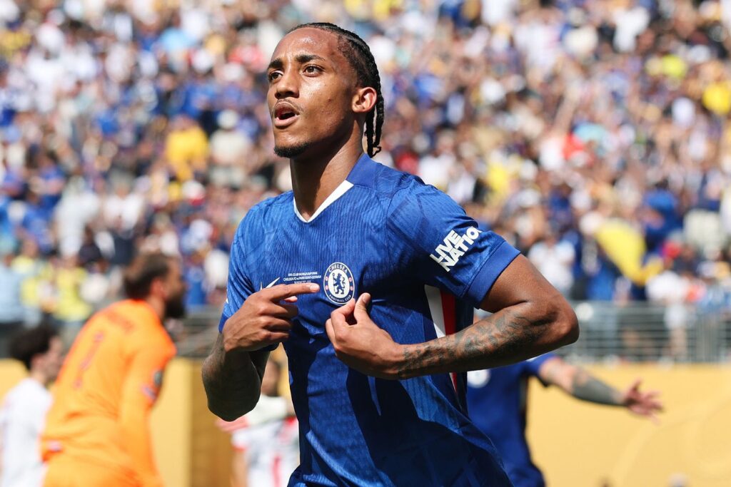 João Pedro pelo Chelsea: Talento Brasileiro no Futebol